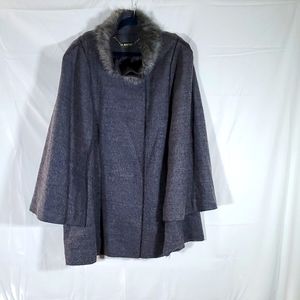 Extra 35% off Sale - Iman Gray Cape/jacket 2x/3x - $29